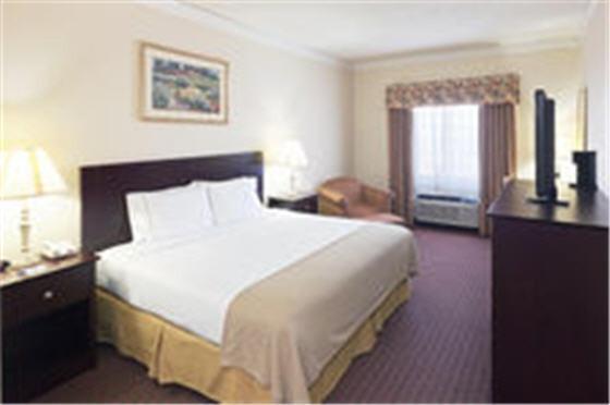 Holiday Inn Express Hotel & Suites Plainview By Ihg Exterior foto